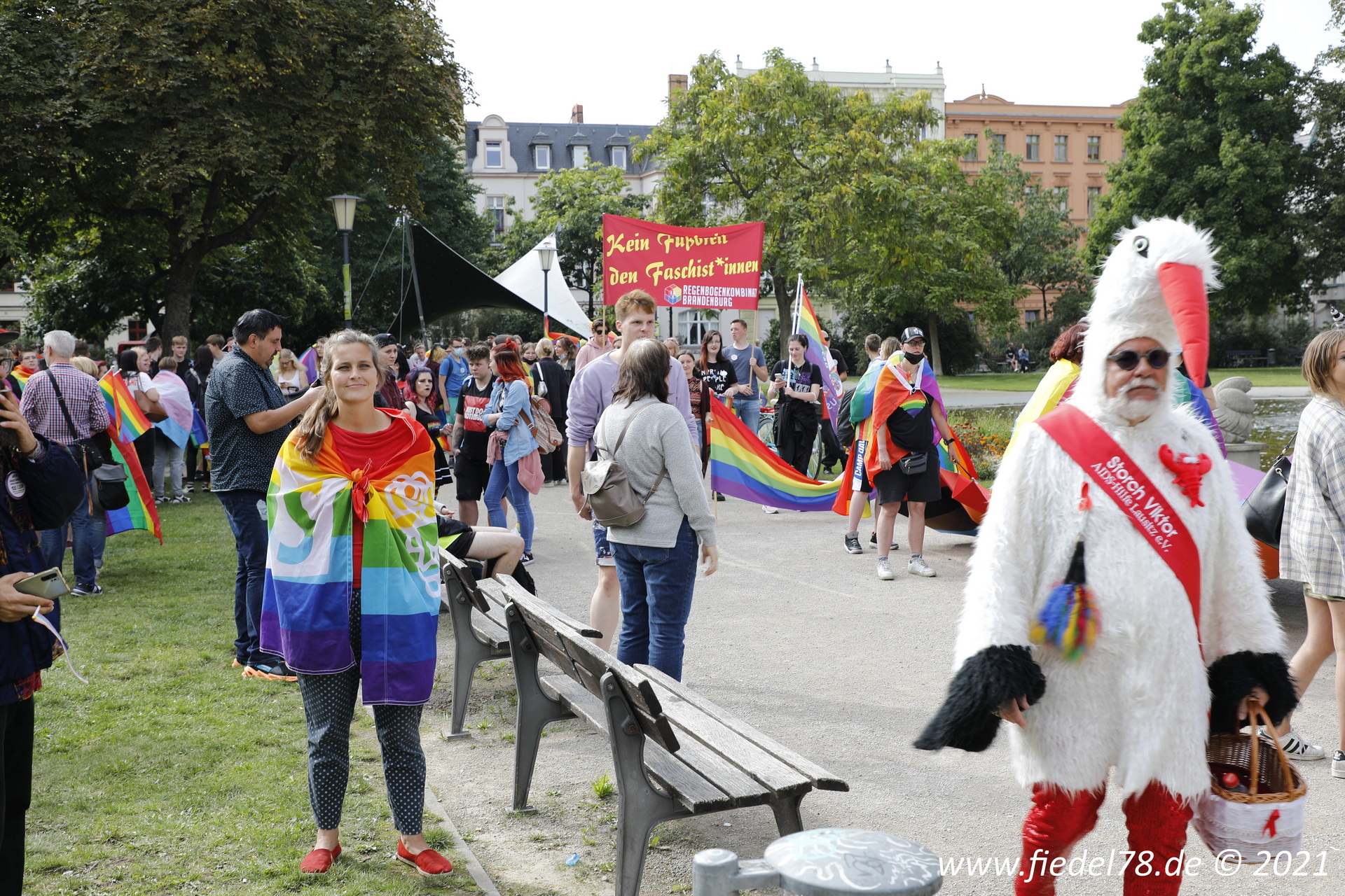 04.09.2021 - 13. CSD Cottbus & Niederlausitz unter dem Motto: "Große Hürde Menschenwürde"