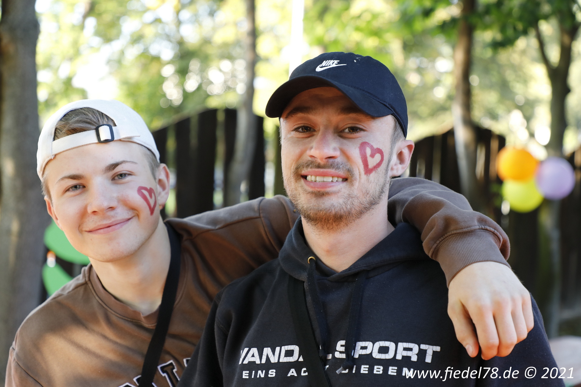 04.09.2021 - 13. CSD Cottbus & Niederlausitz unter dem Motto: "Große Hürde Menschenwürde"